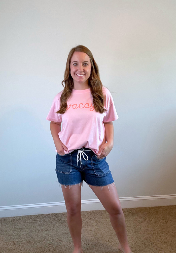 'VACAY' Knit Graphic Tee